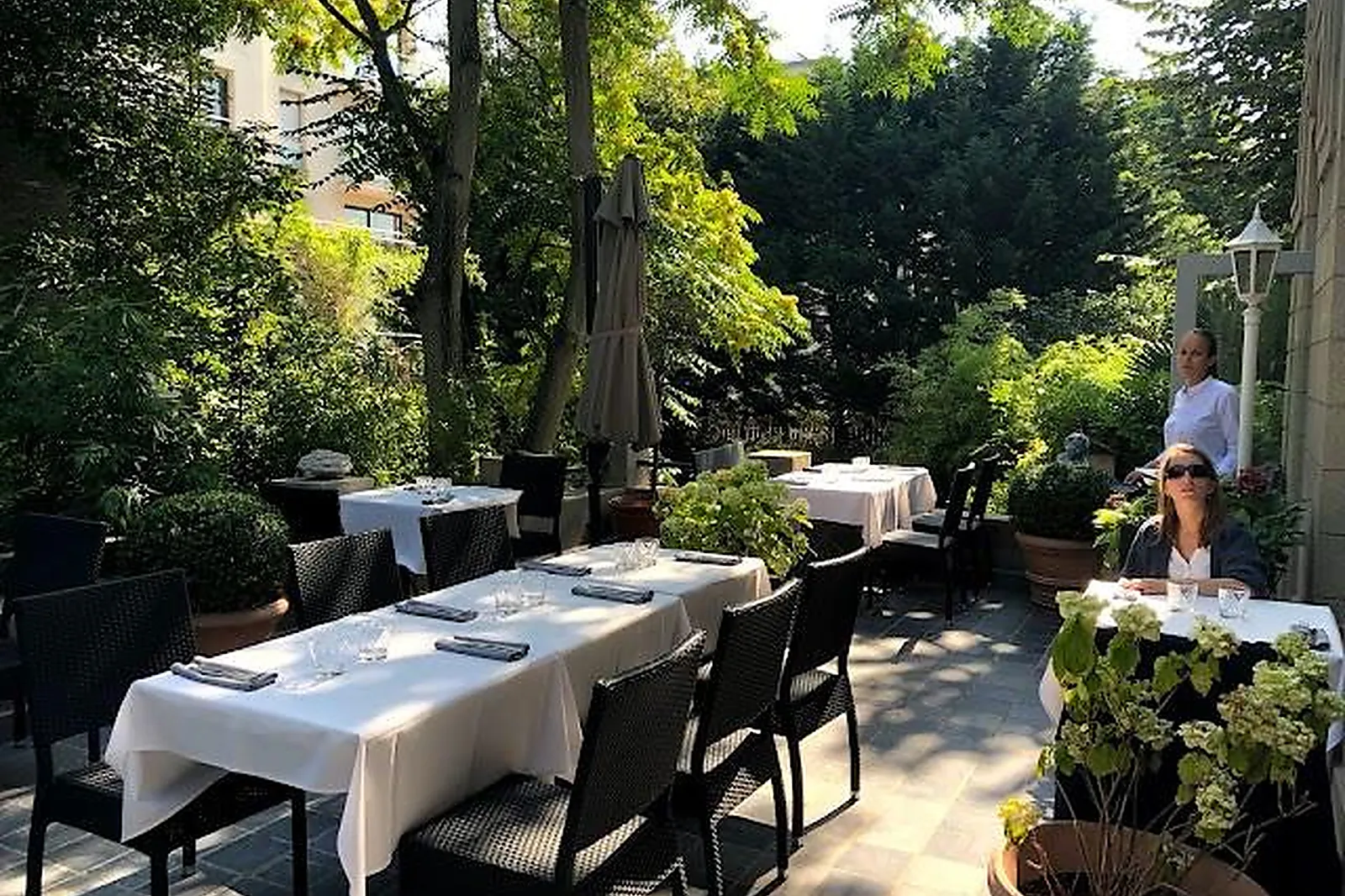 Lieu haut de gamme, LA MAISON LES TOQUÉES