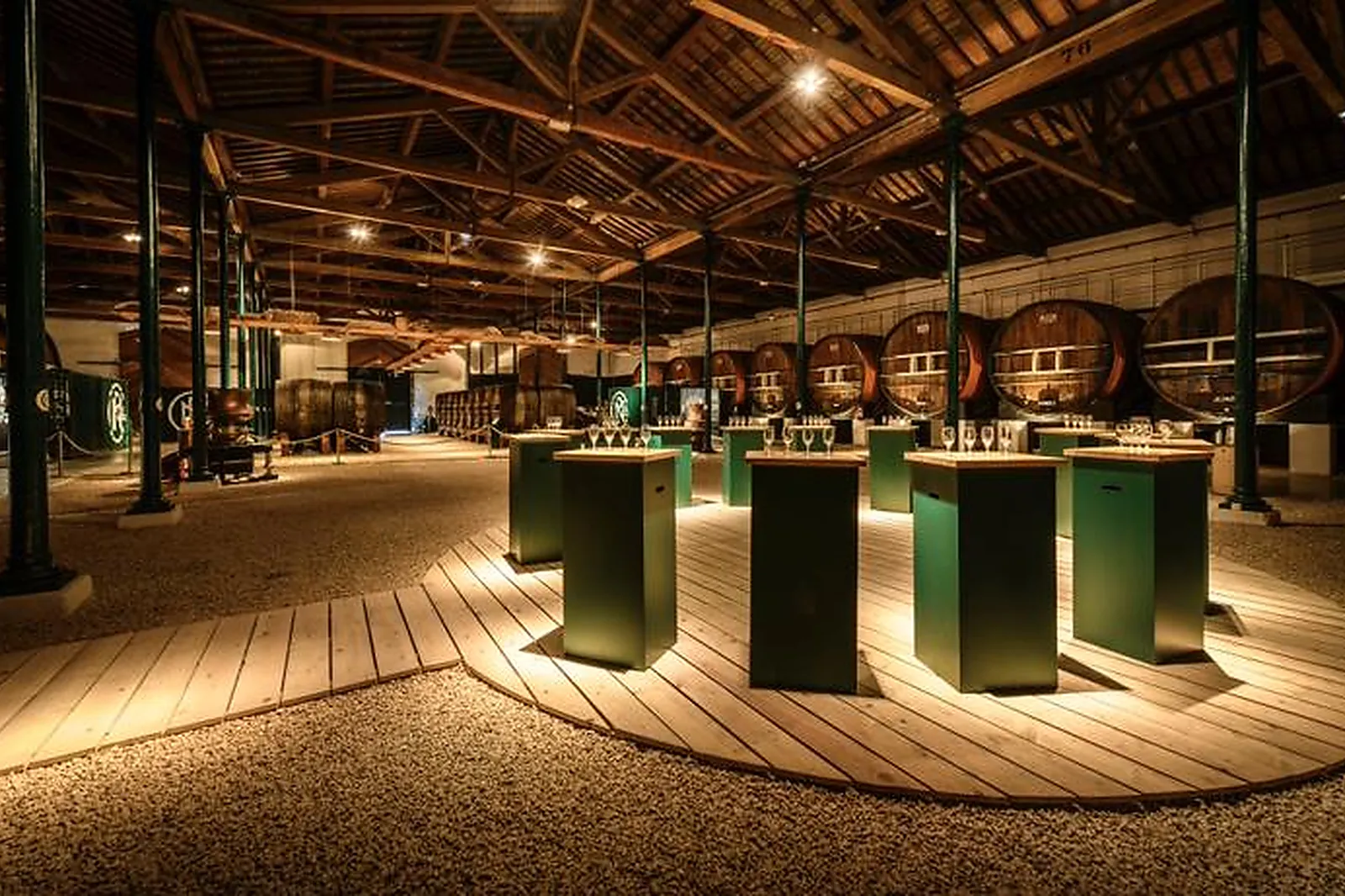 Lieu haut de gamme, LA MAISON NOILLY PRAT