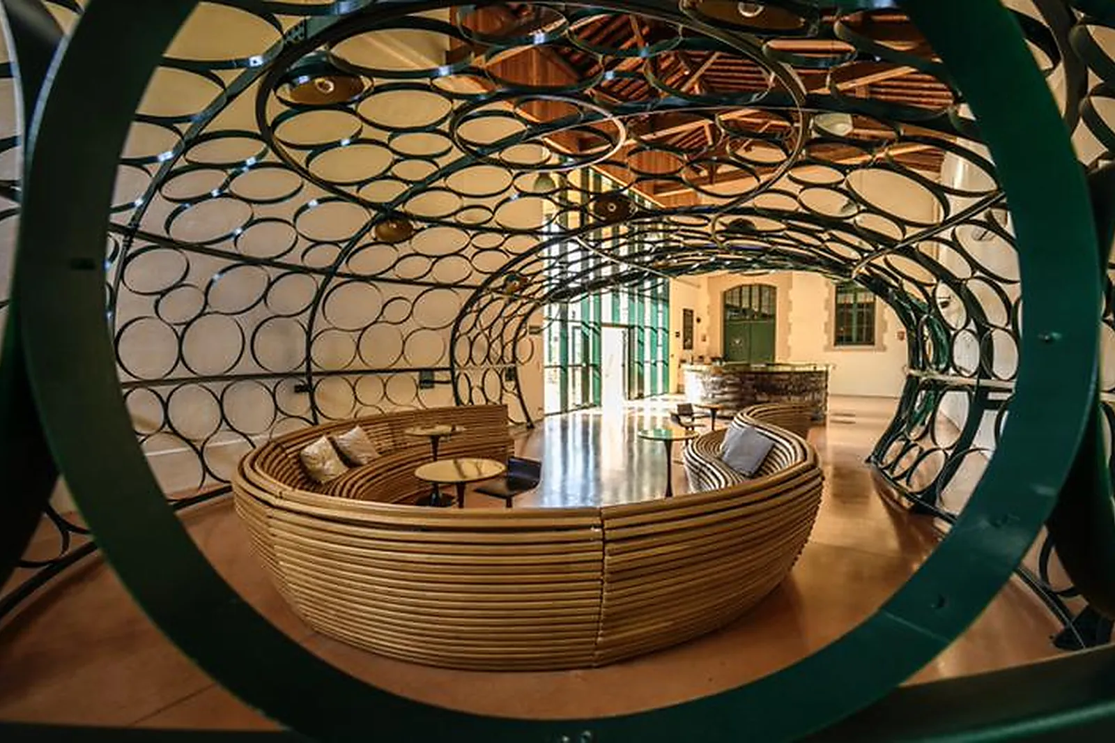 Lieu haut de gamme, LA MAISON NOILLY PRAT