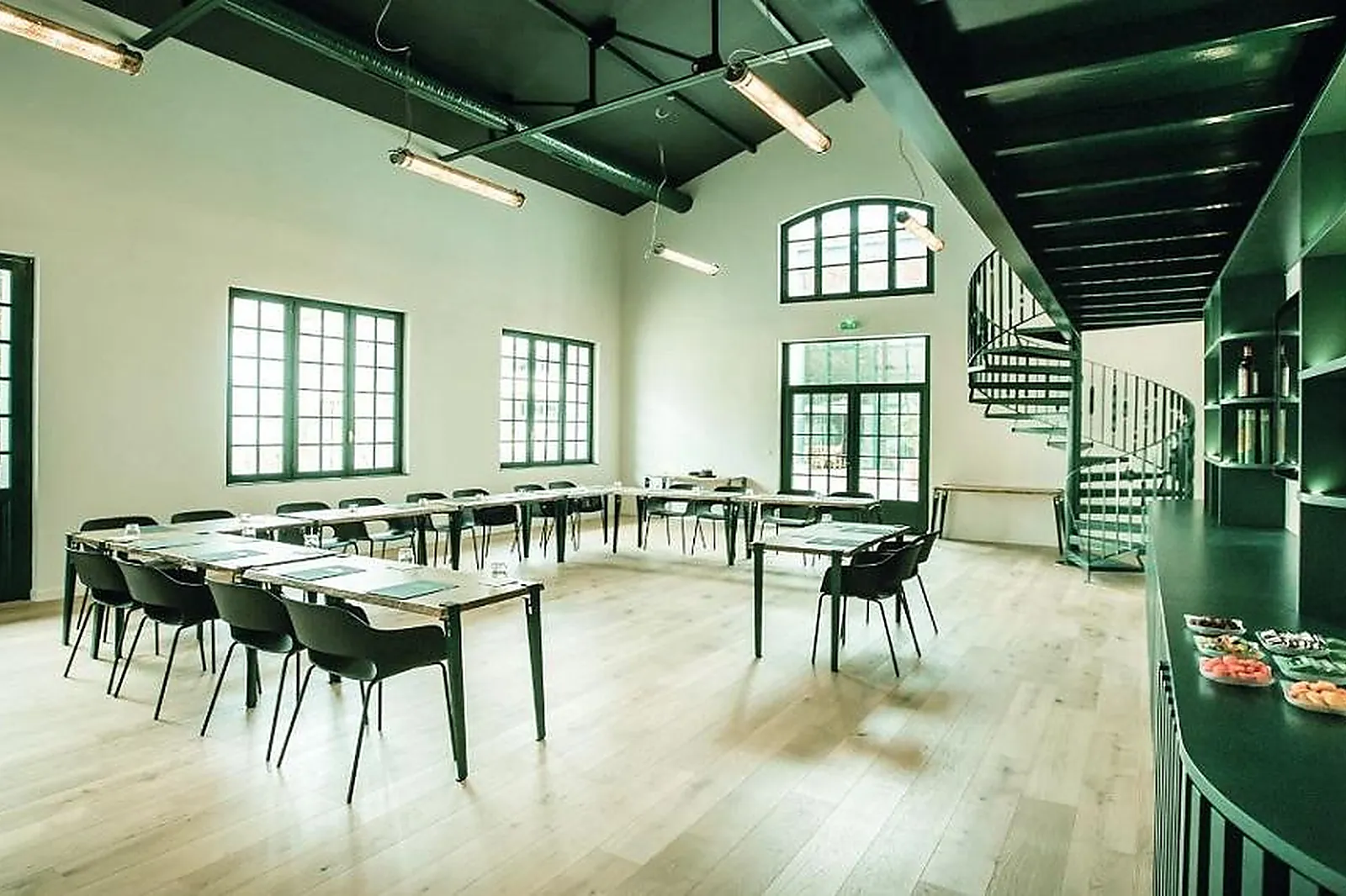 Lieu haut de gamme, LA MAISON NOILLY PRAT