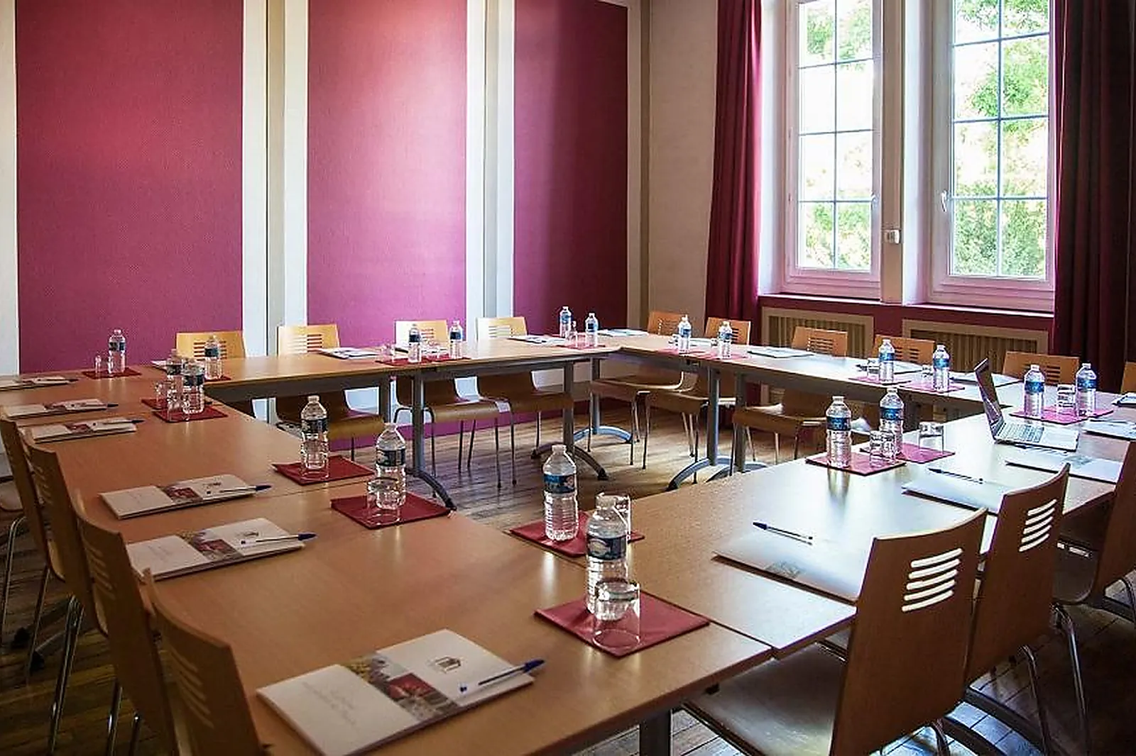 Lieux événementiels, LA MAISON DE L'ABBAYE