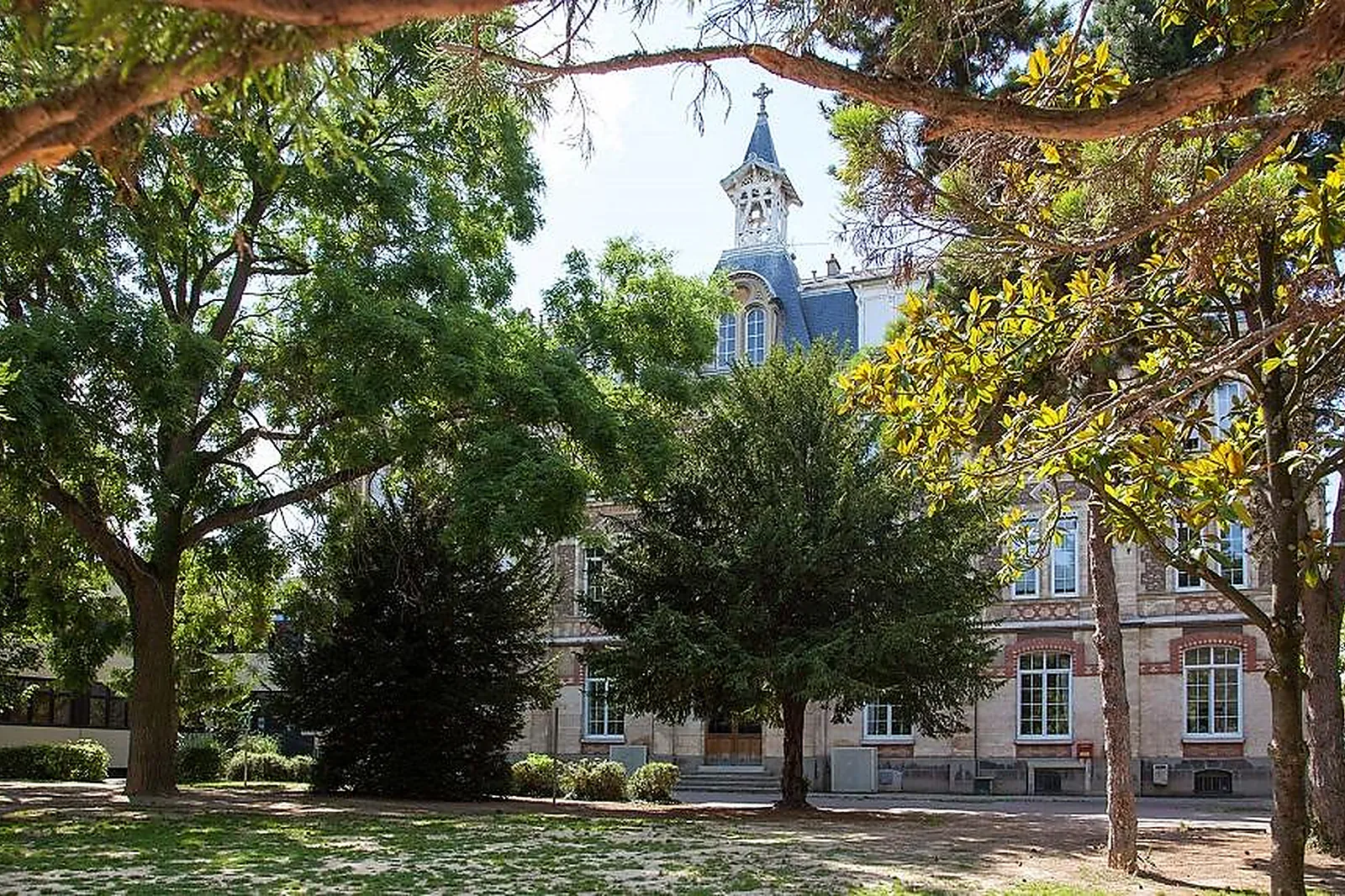 Lieux événementiels, LA MAISON DE L'ABBAYE