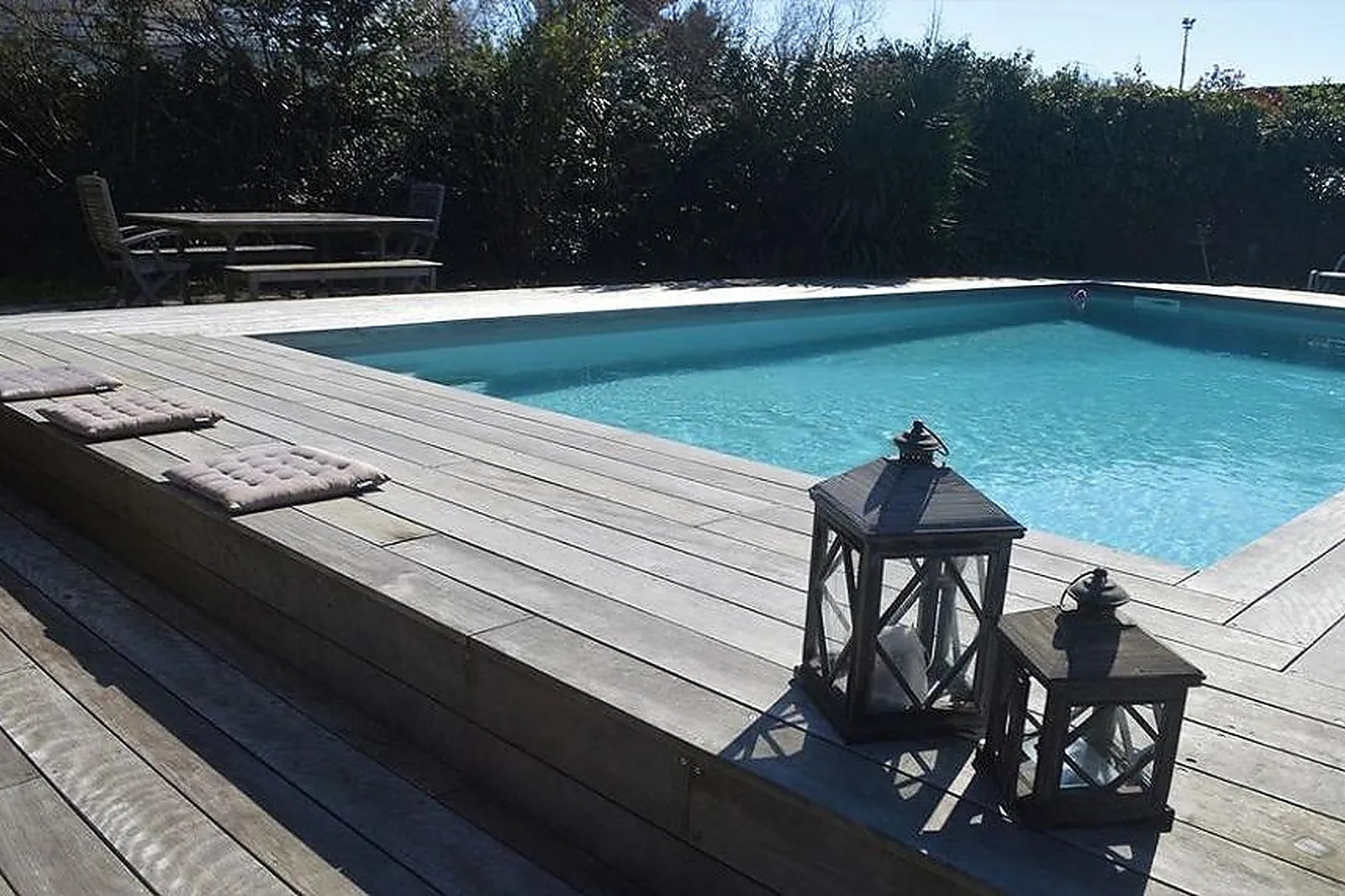 Lieux événementiels, LA MAISON DES PINS