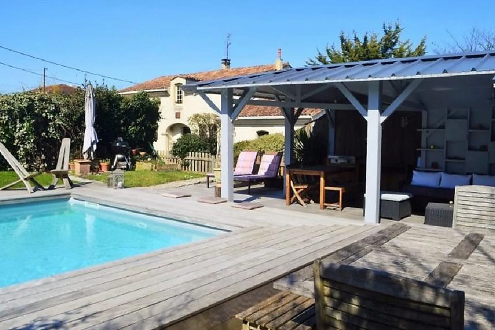 Lieux événementiels, LA MAISON DES PINS