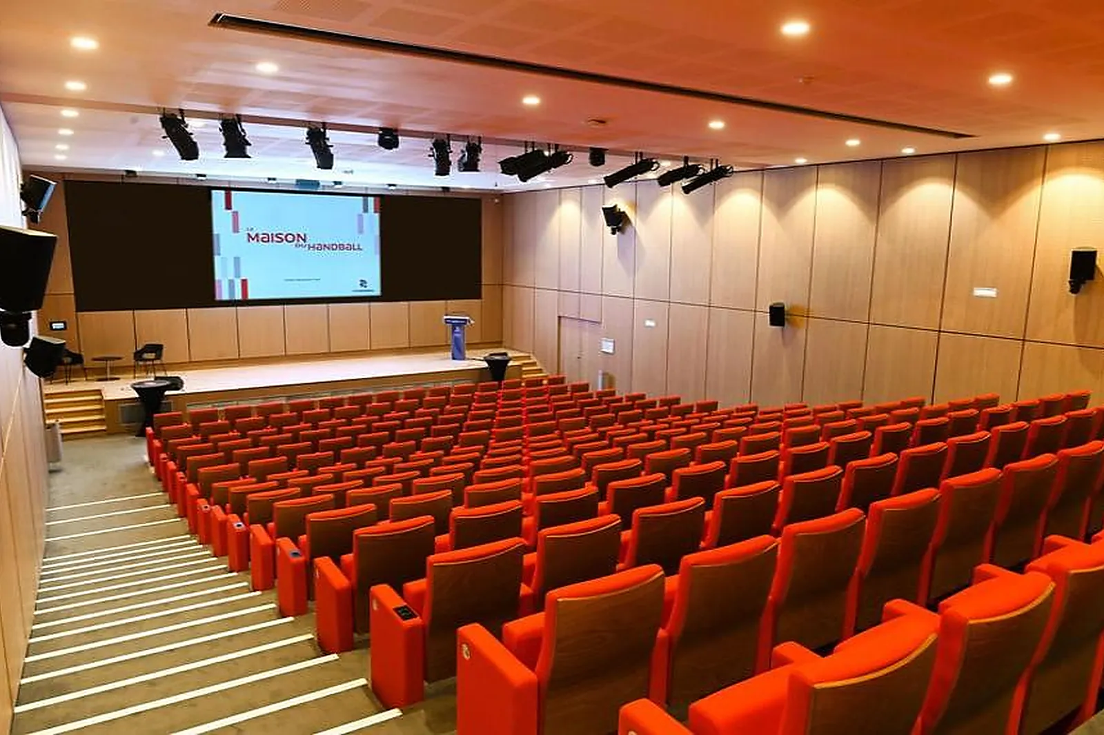 Lieux événementiels, LA MAISON DU HANDBALL