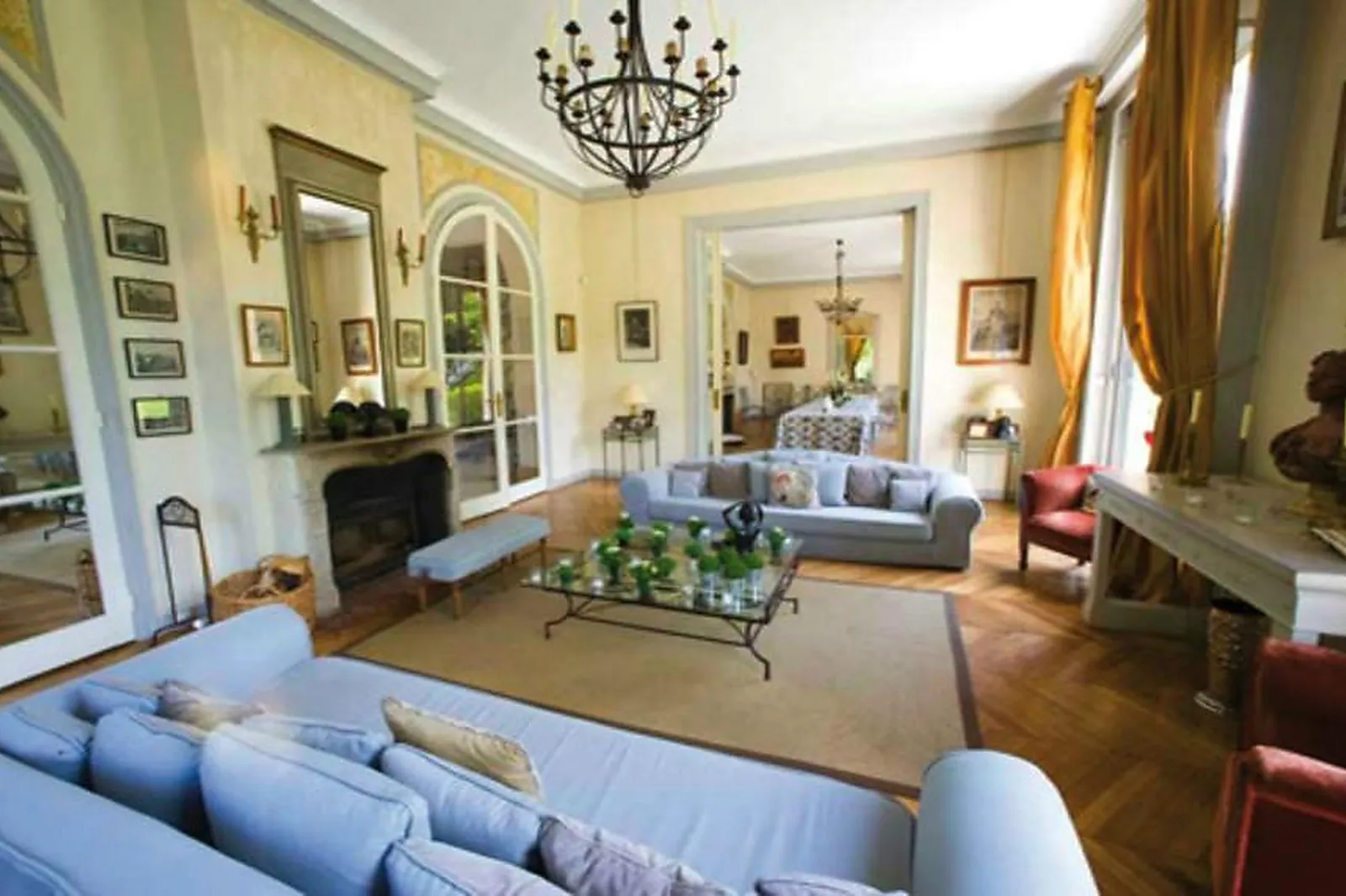 Lieux événementiels, LA VIGNE DE PARIS BAGATELLE