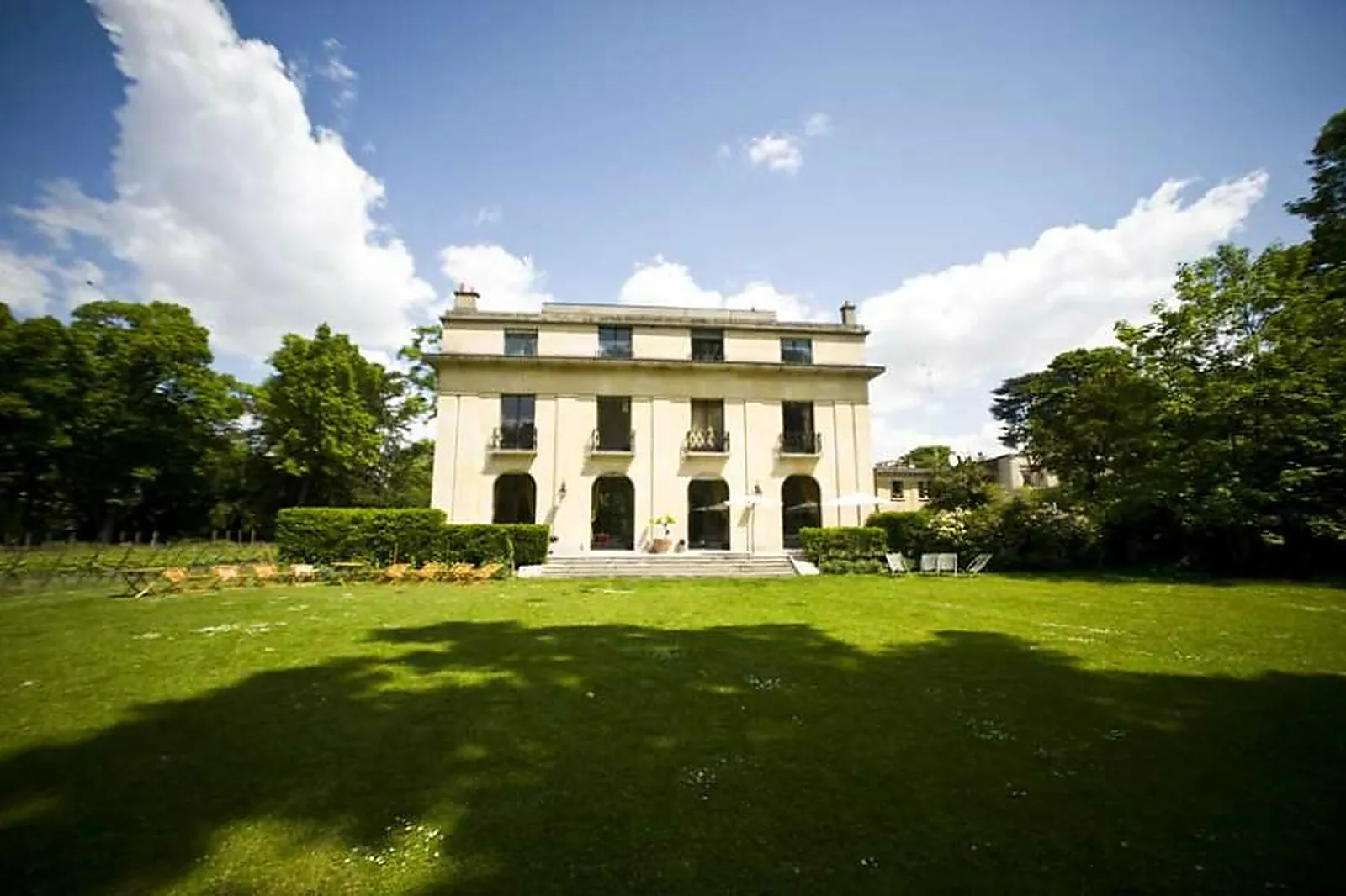 Lieux événementiels, LA VIGNE DE PARIS BAGATELLE