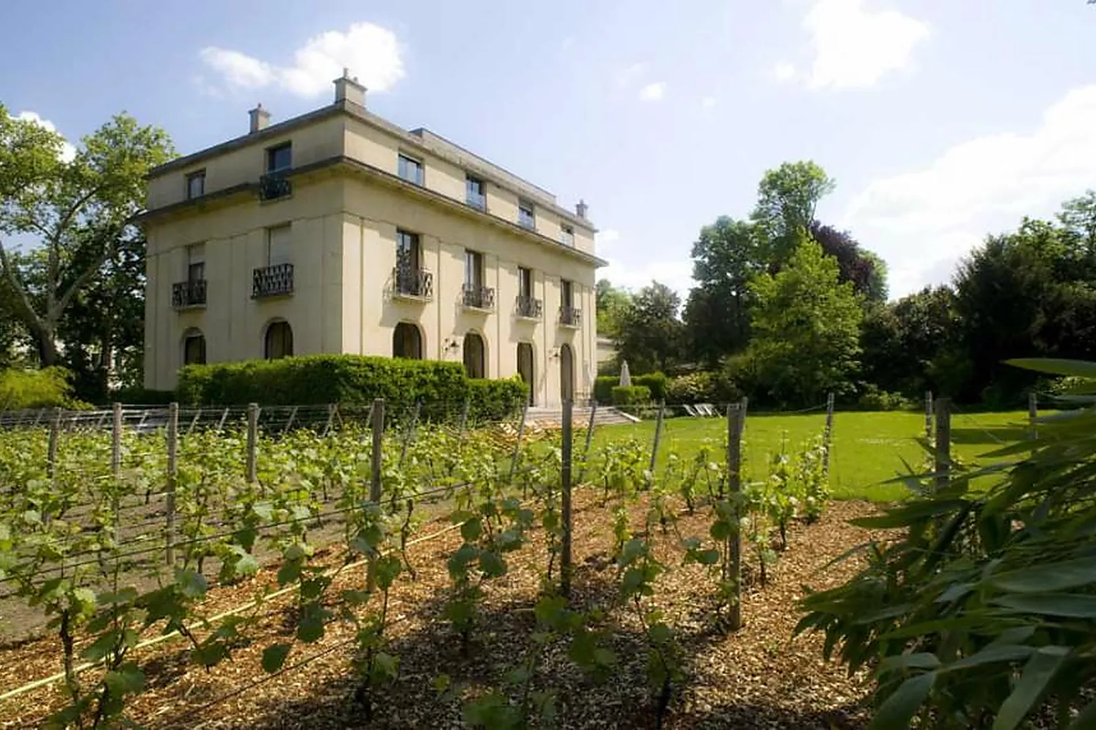 Lieux événementiels, LA VIGNE DE PARIS BAGATELLE