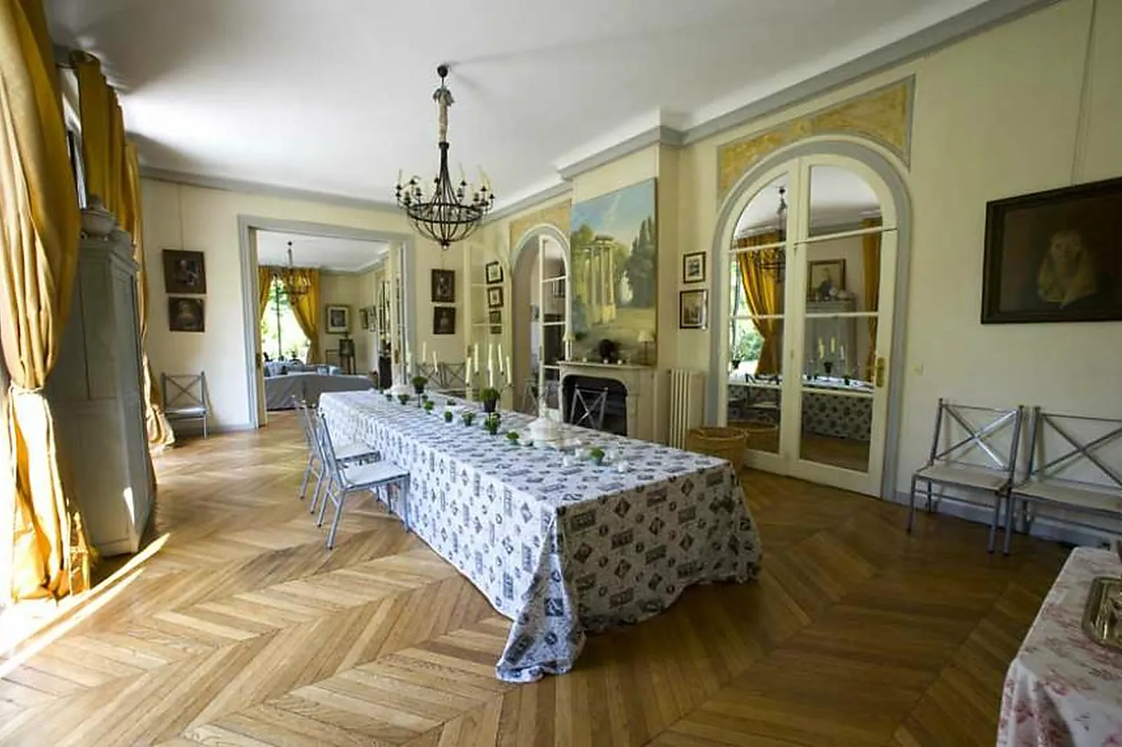 Lieux événementiels, LA VIGNE DE PARIS BAGATELLE