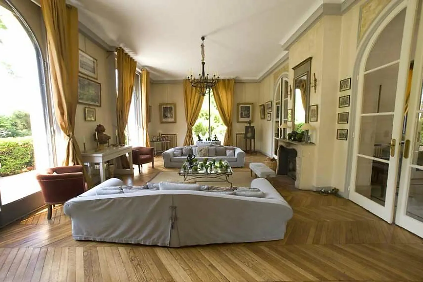 Lieux événementiels, LA VIGNE DE PARIS BAGATELLE