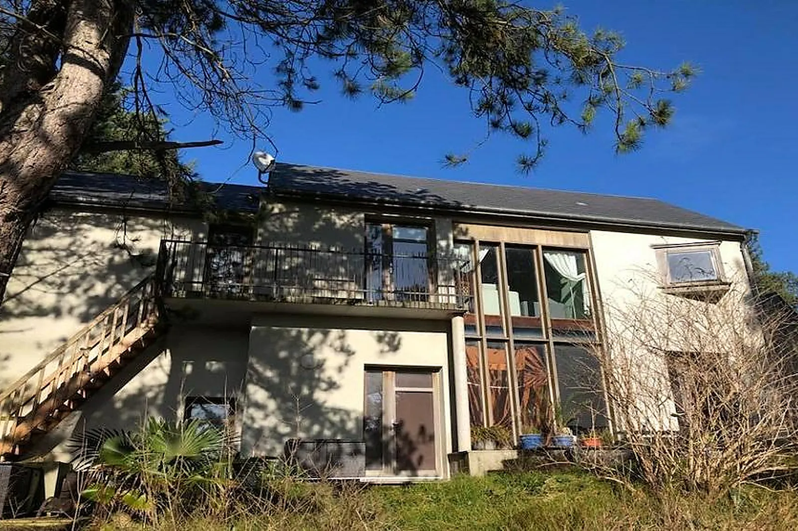 Lieux événementiels, LA VILLA DANS LES PINS