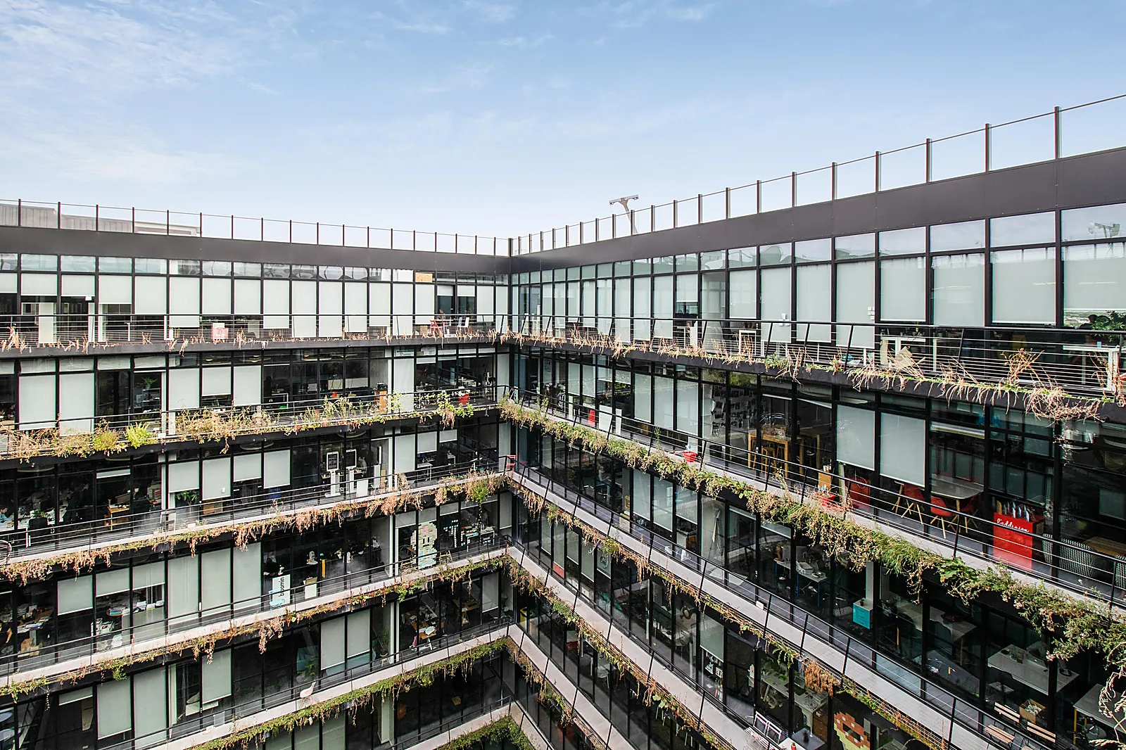 Lieux événementiels, LE CARGO