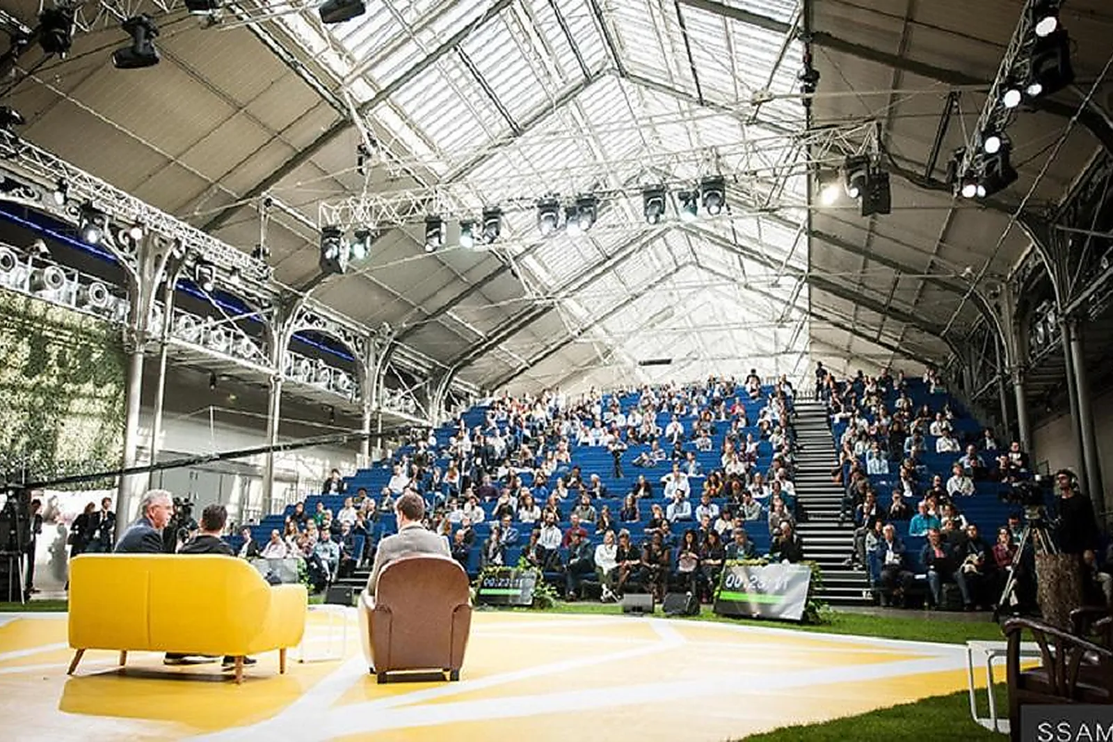 Lieux événementiels, LE CENTQUATRE-PARIS
