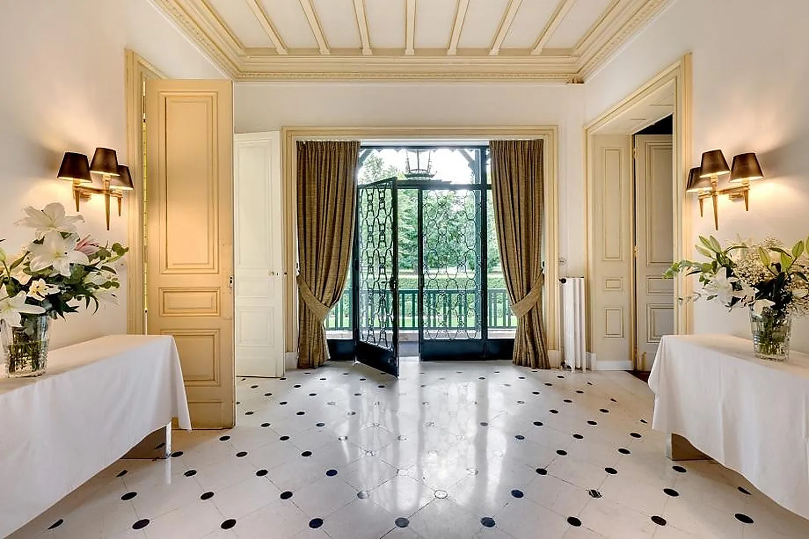 Lieux événementiels, LE CHALET IMPÉRIAL CLERMONT-TONNERRE