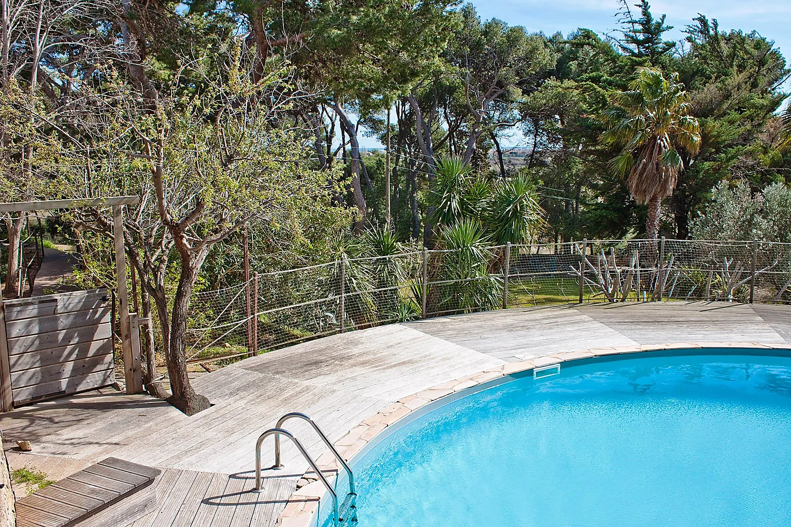 Lieux événementiels, LE CHÂTEAU LE BOUÏS