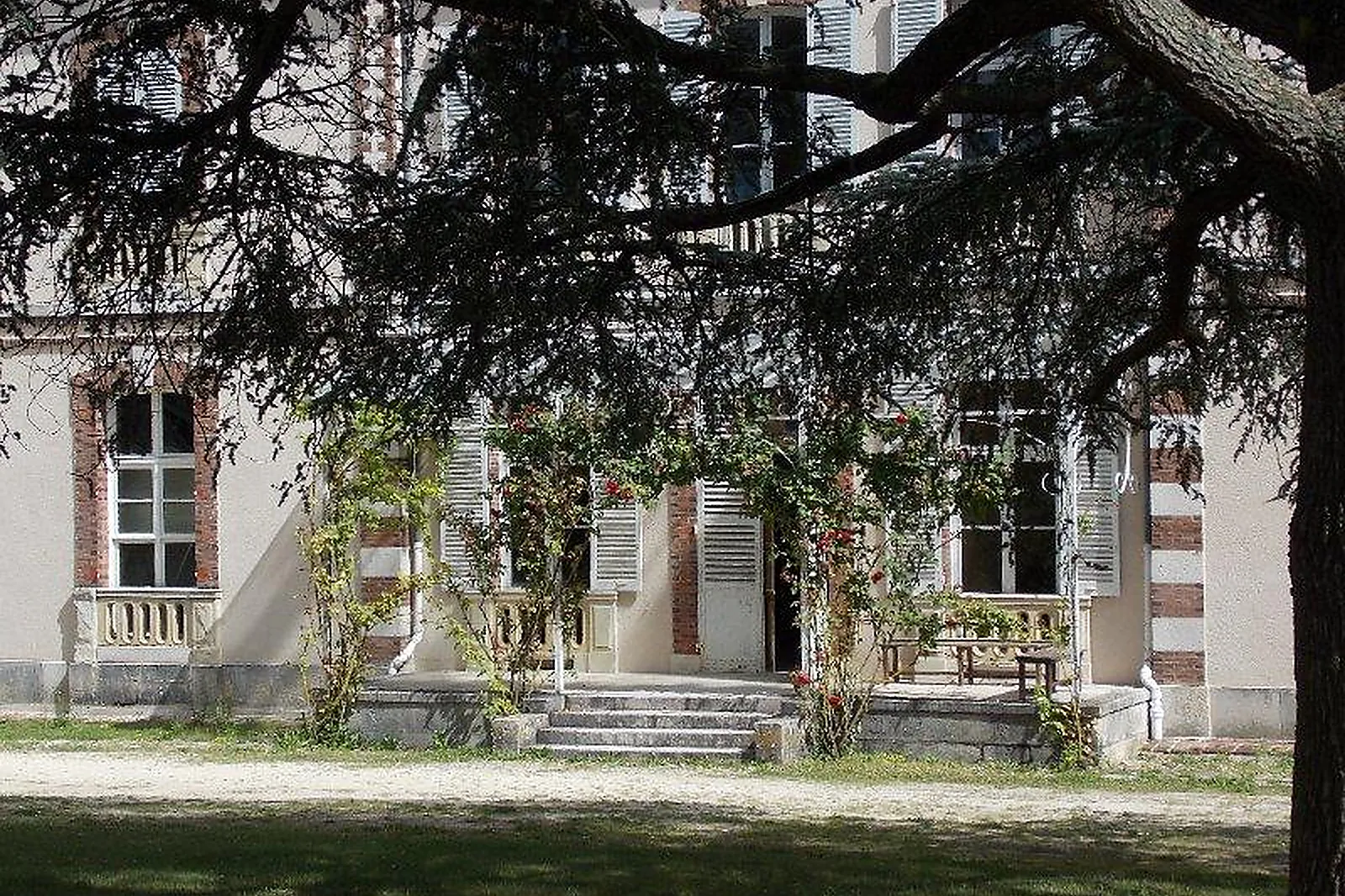 Château et Domaine, LE CHÂTEAU DE LA FONTAINE