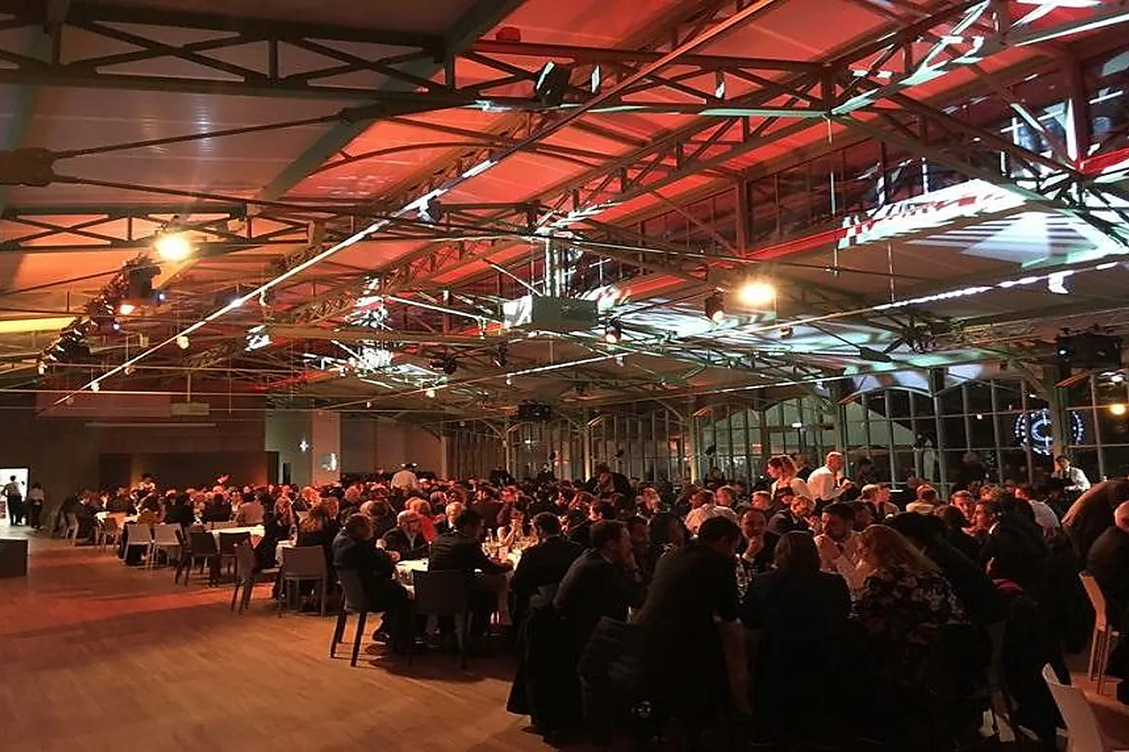 Lieux événementiels, LE CHÂTEAU DES PÈRES