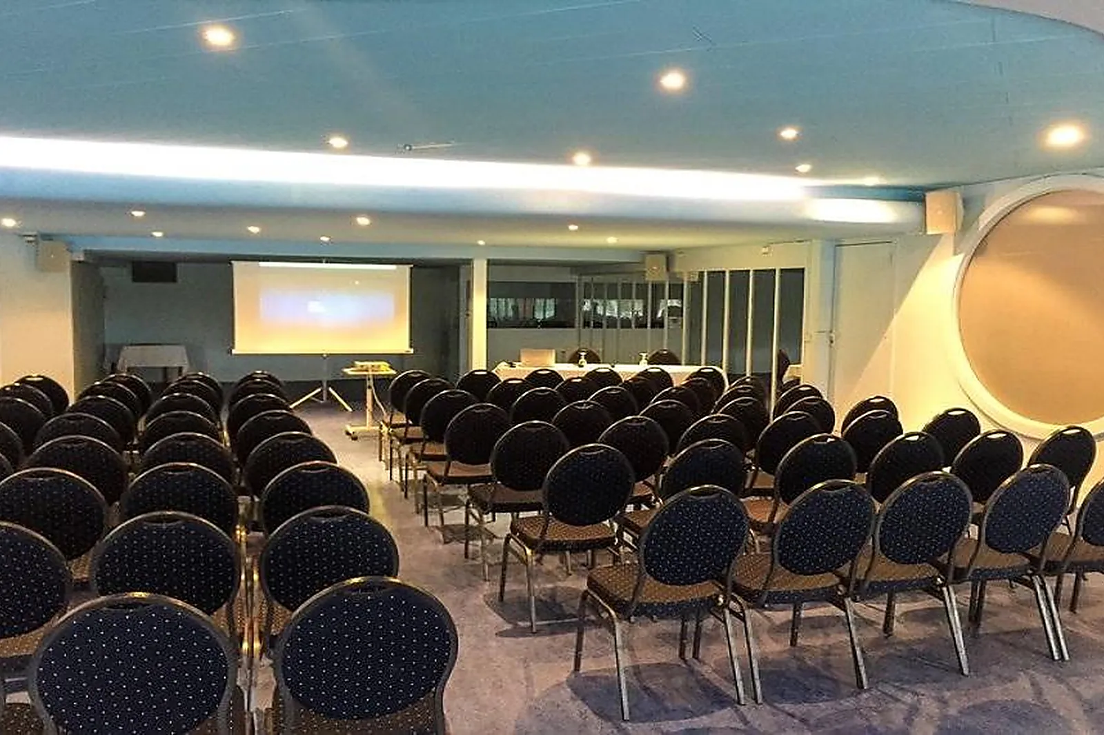 Lieux événementiels, LE DOMAINE DU LAC