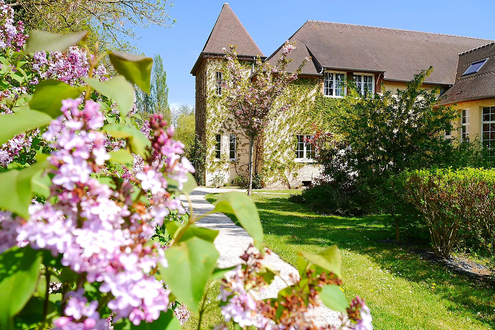 Château et Domaine, LE DOMAINE DU MOULIN XII - M12 EVENTS