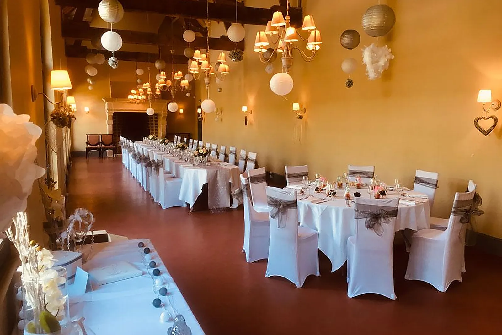 Cafés et Restaurants, LE FRUIT DEFENDU