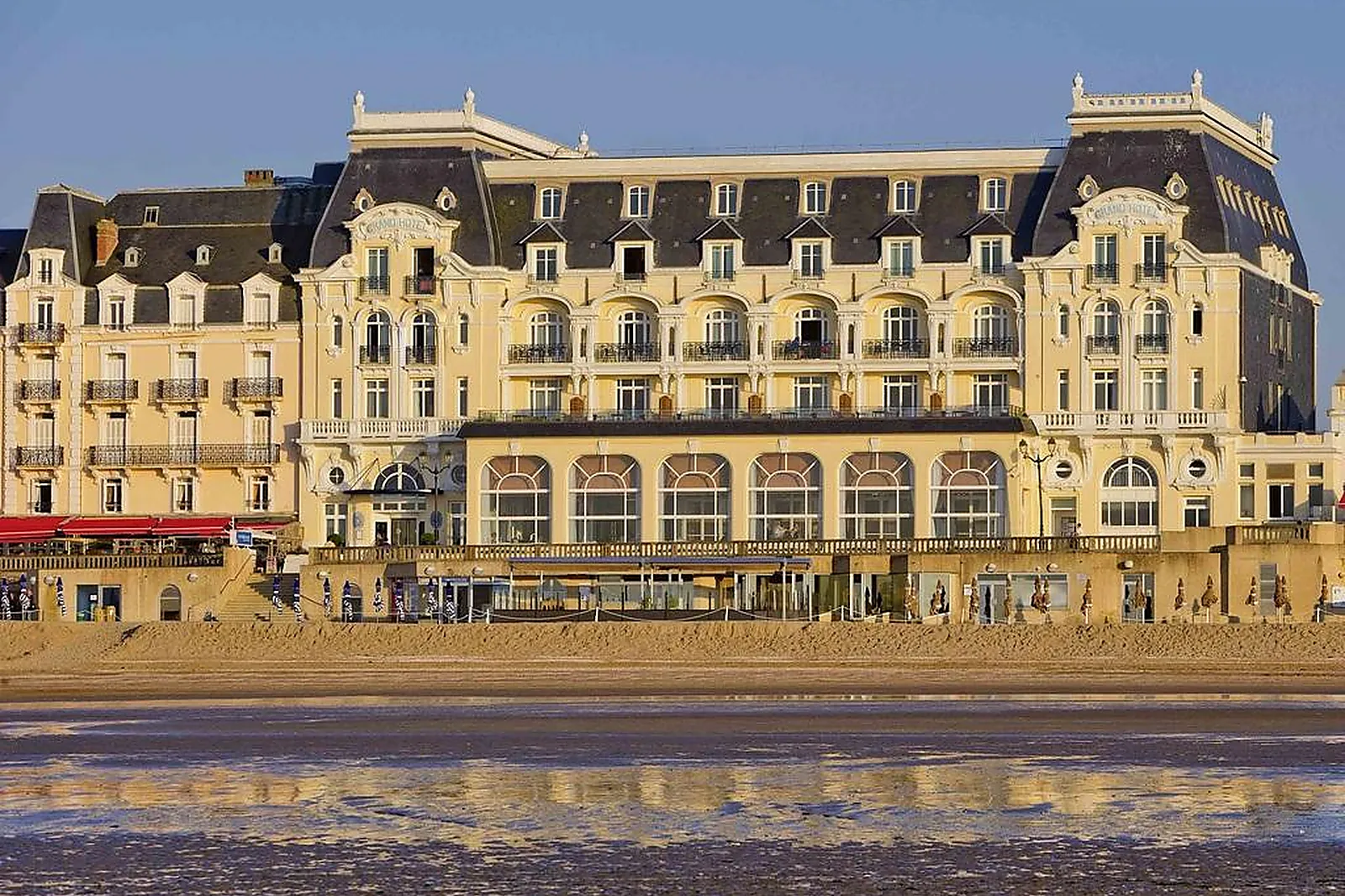 Hôtel, LE GRAND HÔTEL CABOURG - MGALLERY