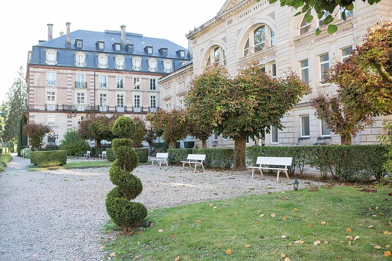 Lieux événementiels, LE GRAND HÔTEL DE PLOMBIÈRES