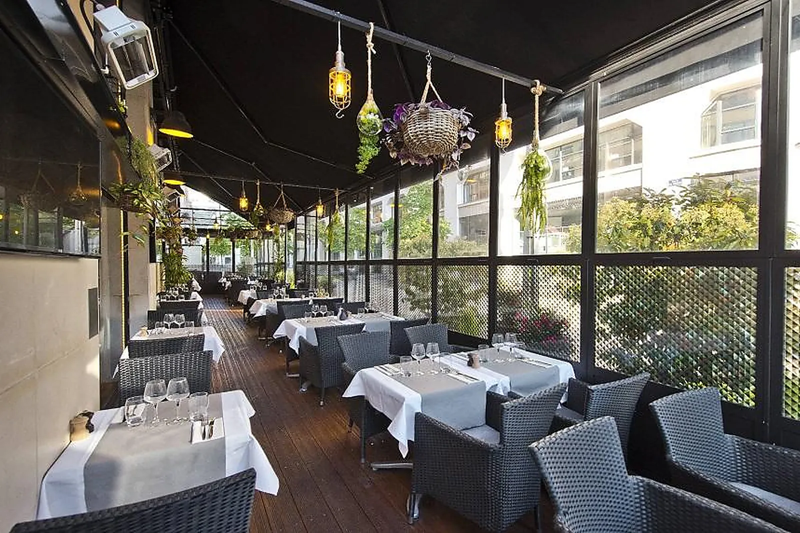 Lieux événementiels, LE GRAY