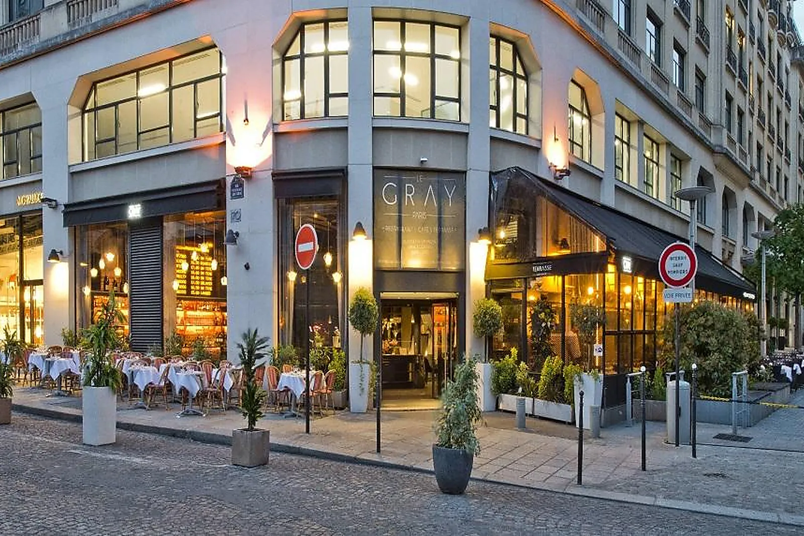 Lieux événementiels, LE GRAY