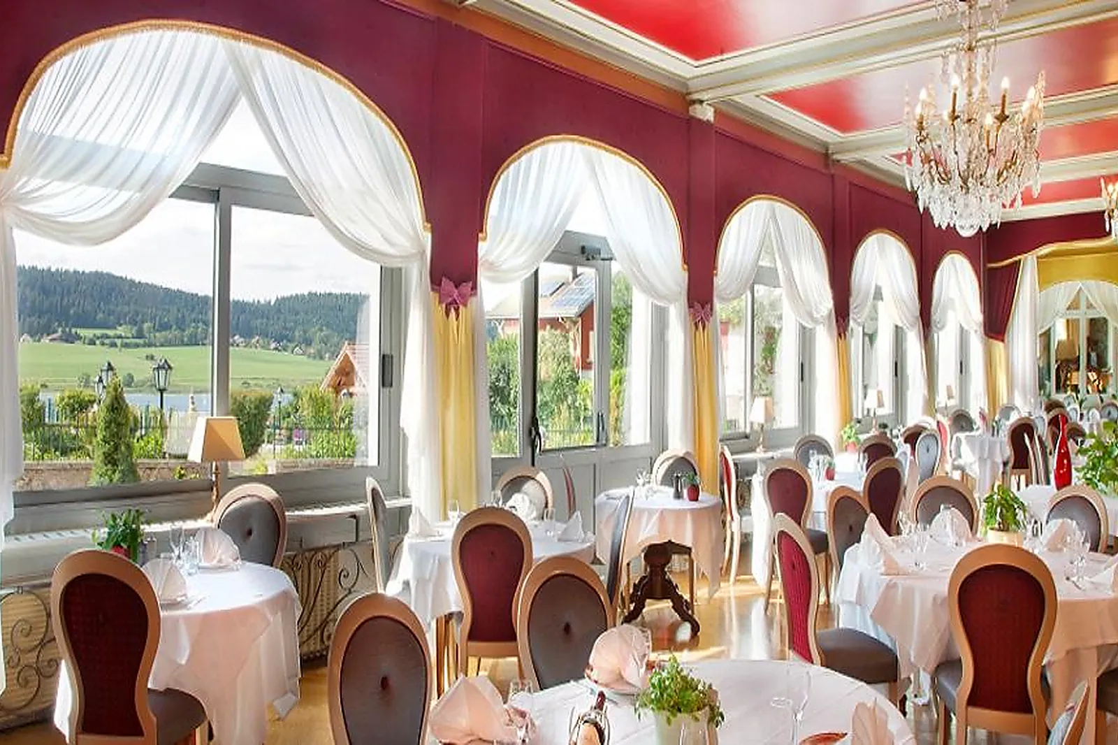 Lieux événementiels, LE LAC