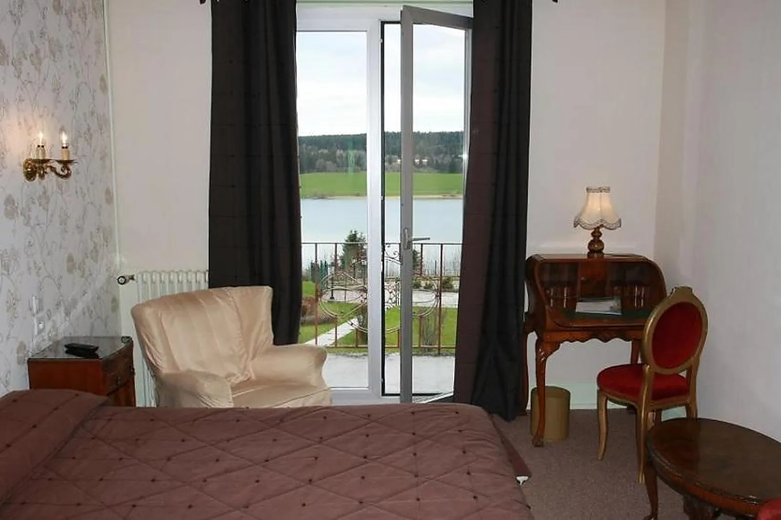 Lieux événementiels, LE LAC