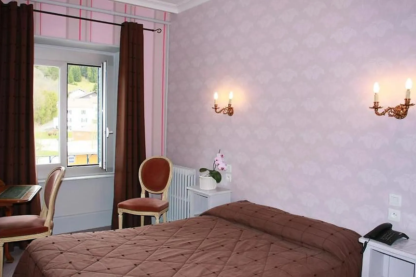 Lieux événementiels, LE LAC