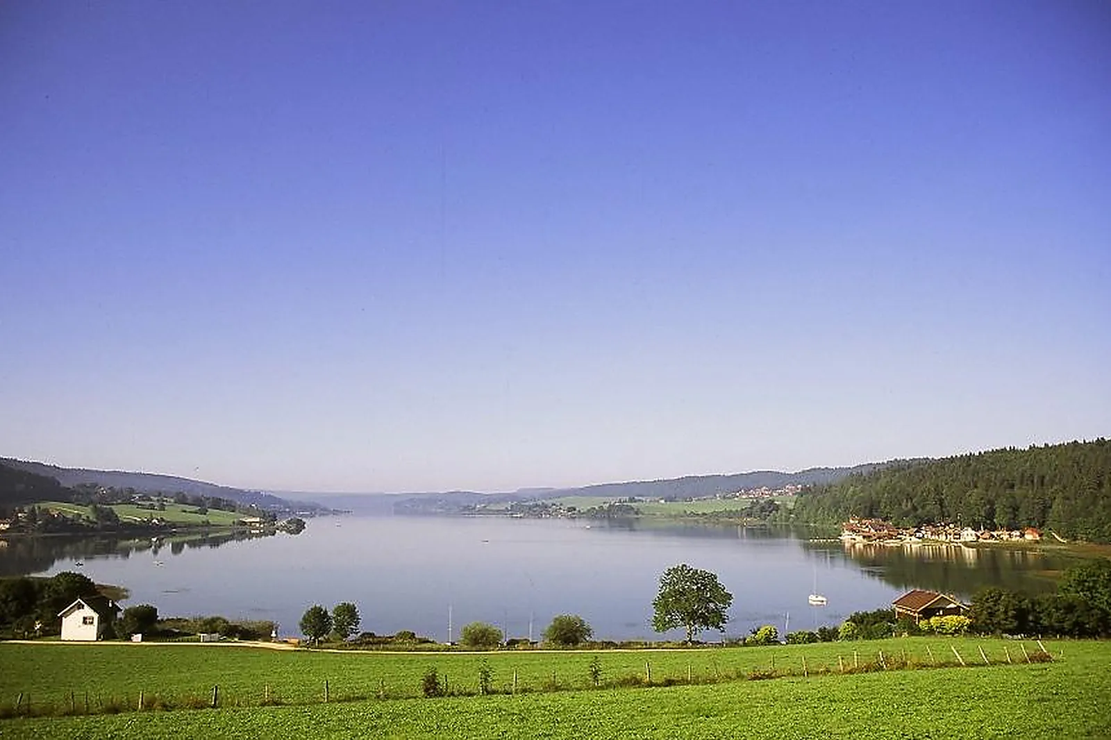 Lieux événementiels, LE LAC
