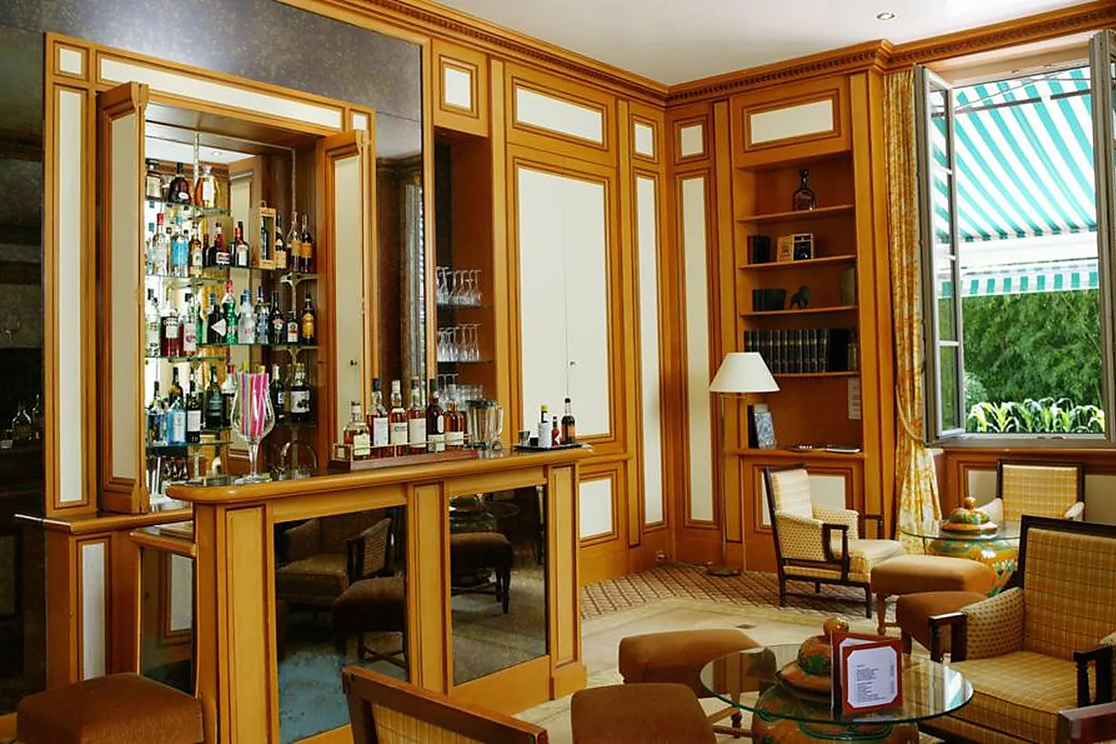 Château et Domaine, LE MANOIR DE BELLERIVE