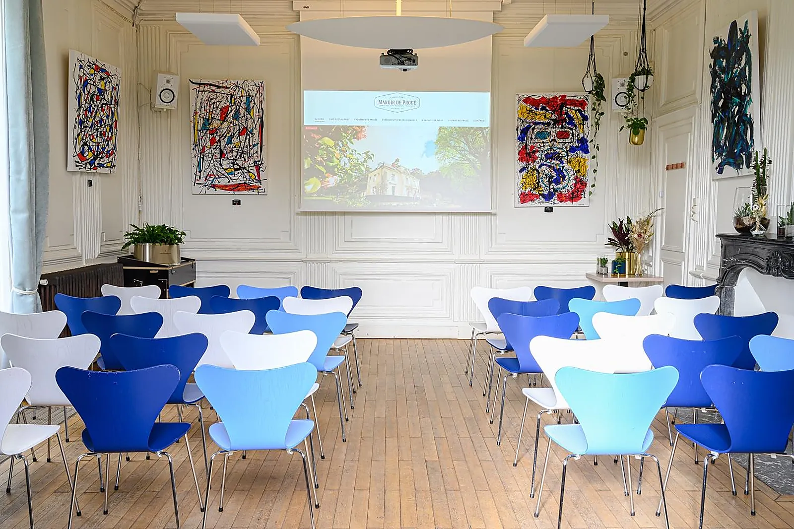 Château et Domaine, LE MANOIR DE PROCÉ