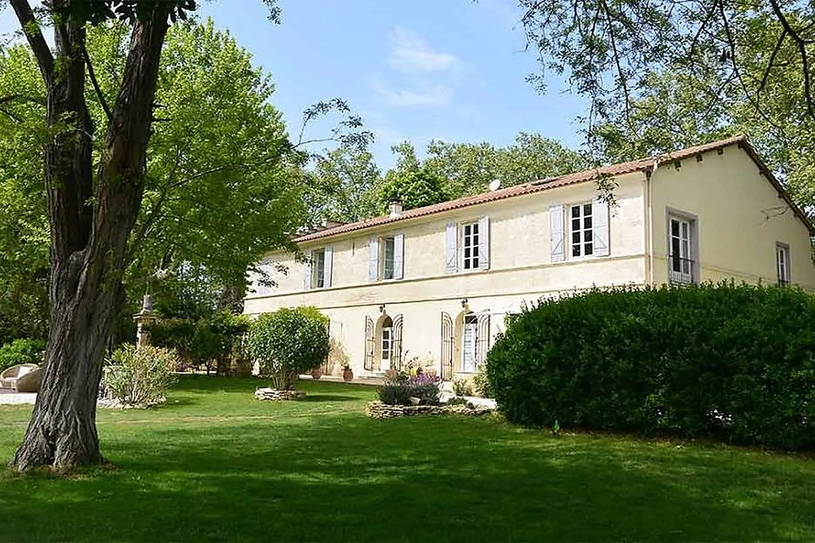 Lieux événementiels, LE MAS DE CAPELOU