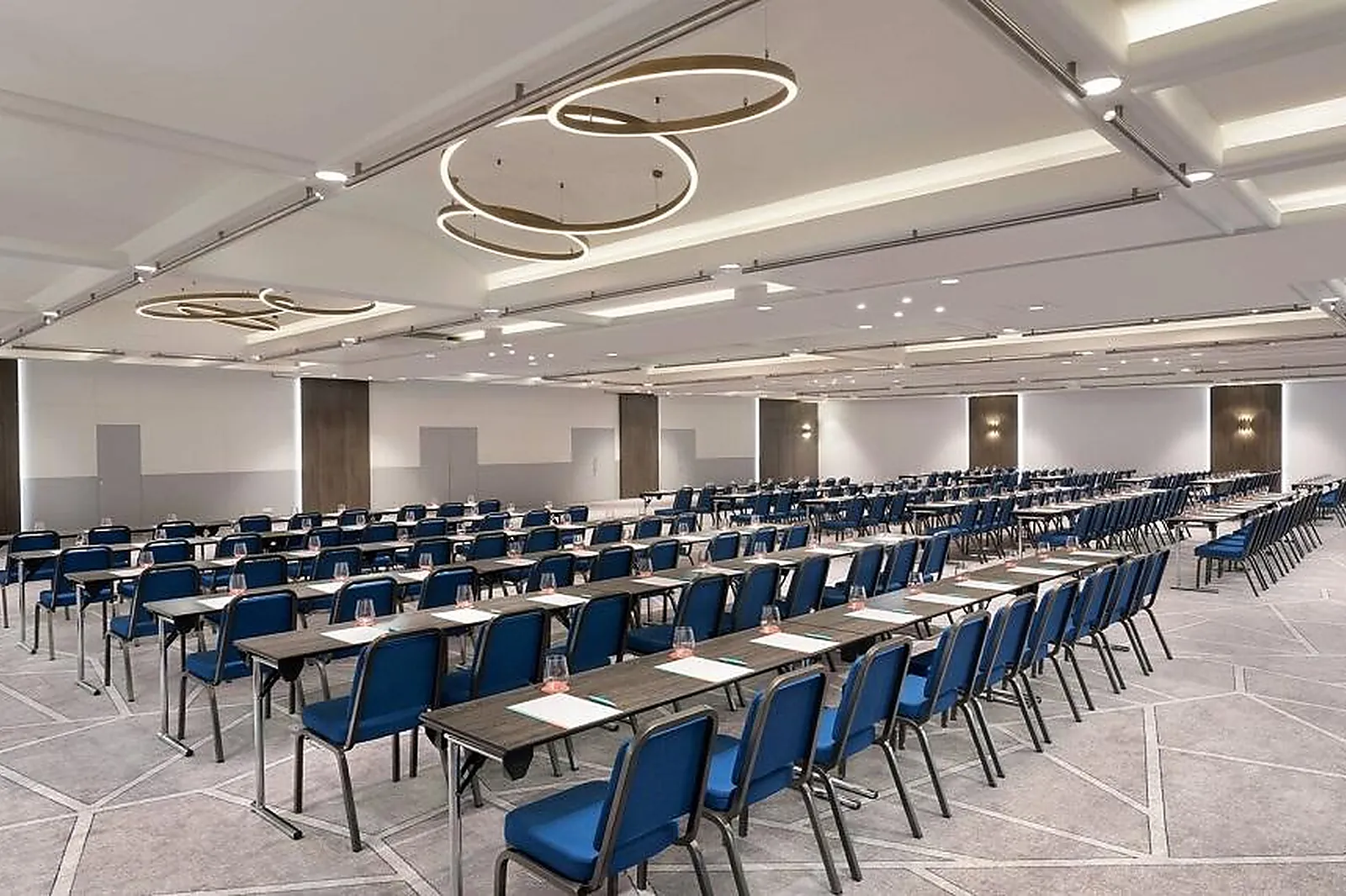 Lieux événementiels, LE MÉRIDIEN NICE