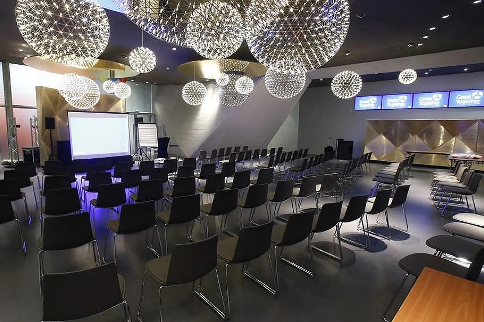 Lieux événementiels, LE PARC DES PRINCES