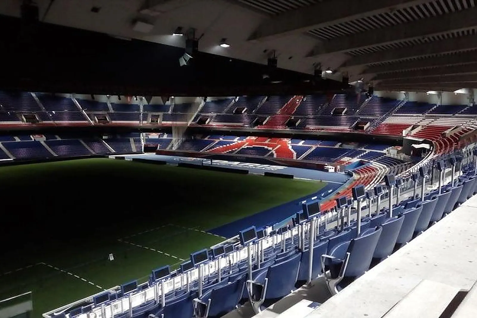 Lieux événementiels, LE PARC DES PRINCES