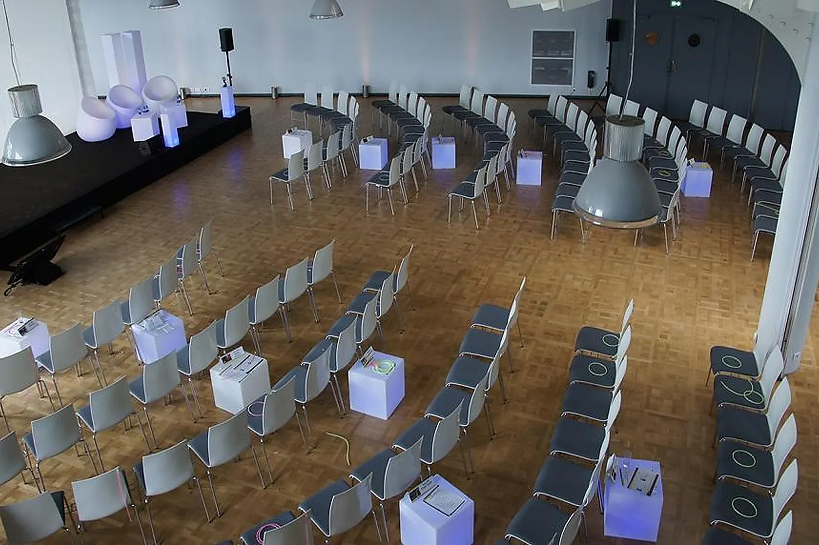 Lieux événementiels, LE PAVILLON CHESNAIE DU ROY