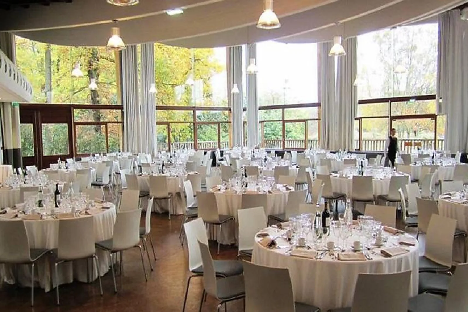 Lieux événementiels, LE PAVILLON CHESNAIE DU ROY