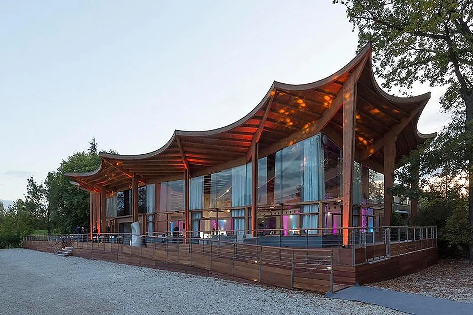 Lieux événementiels, LE PAVILLON CHESNAIE DU ROY