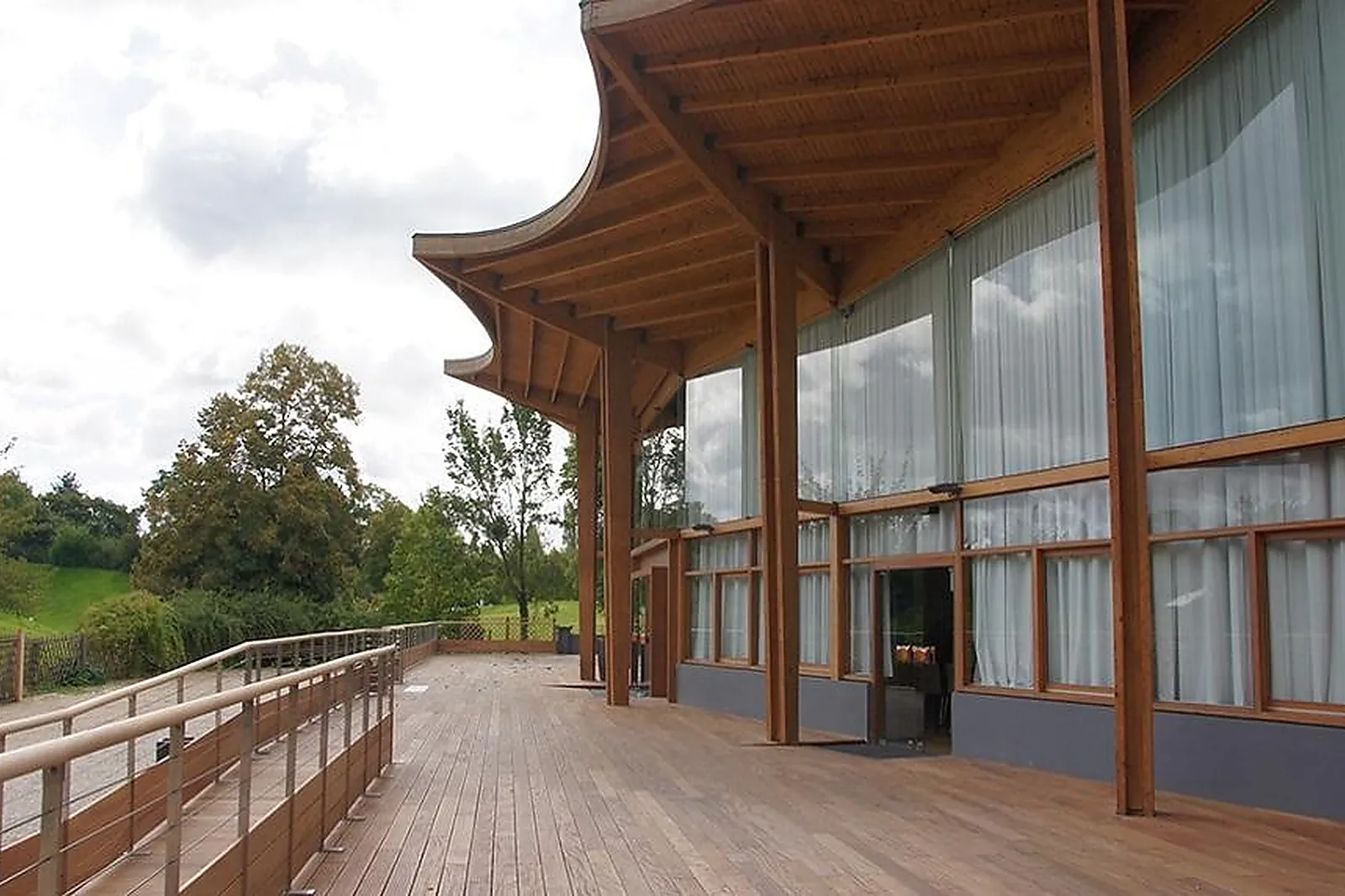 Lieux événementiels, LE PAVILLON CHESNAIE DU ROY