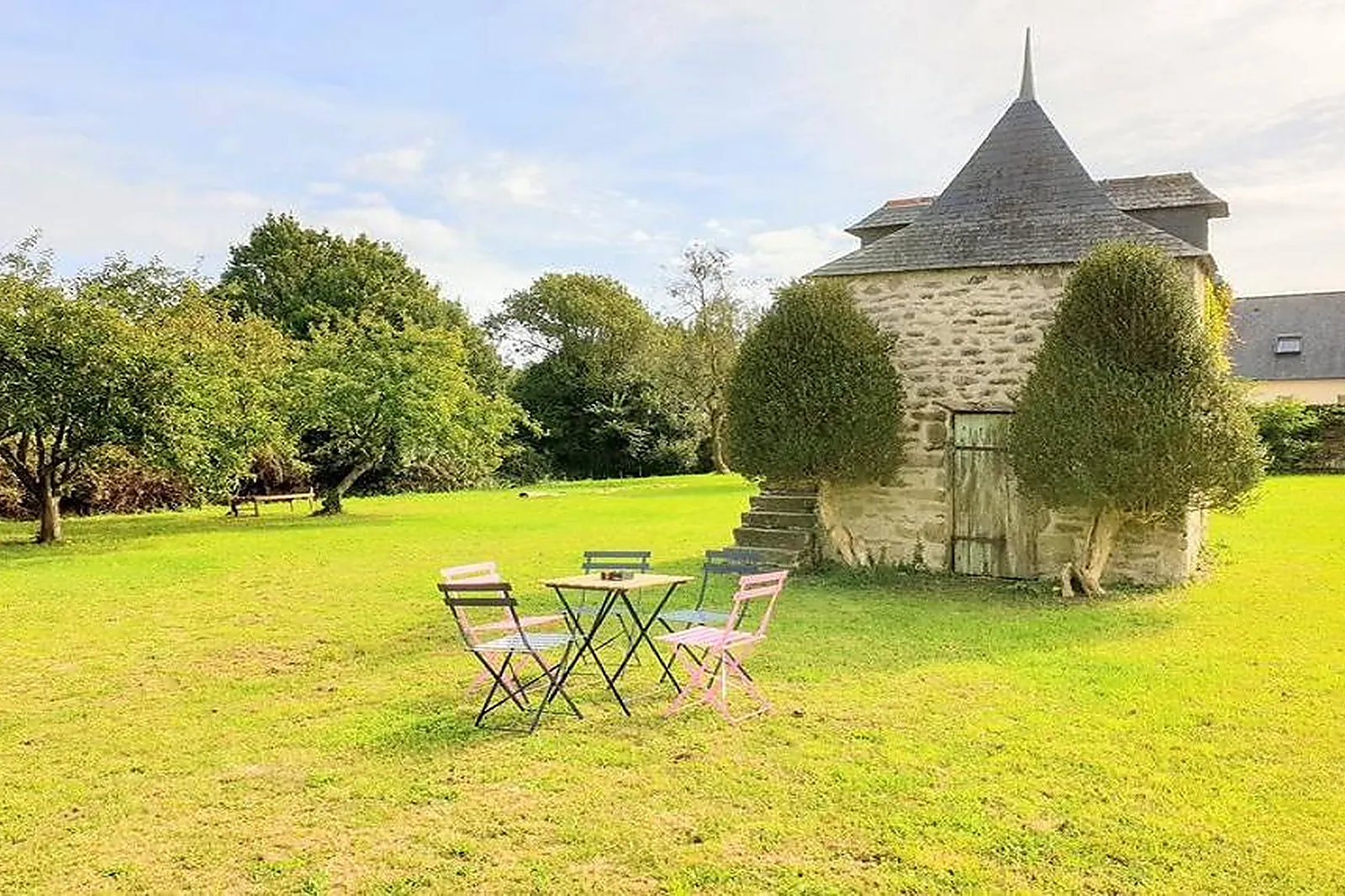 Lieux événementiels, LE PRESBYTÈRE DE PLOMEUR