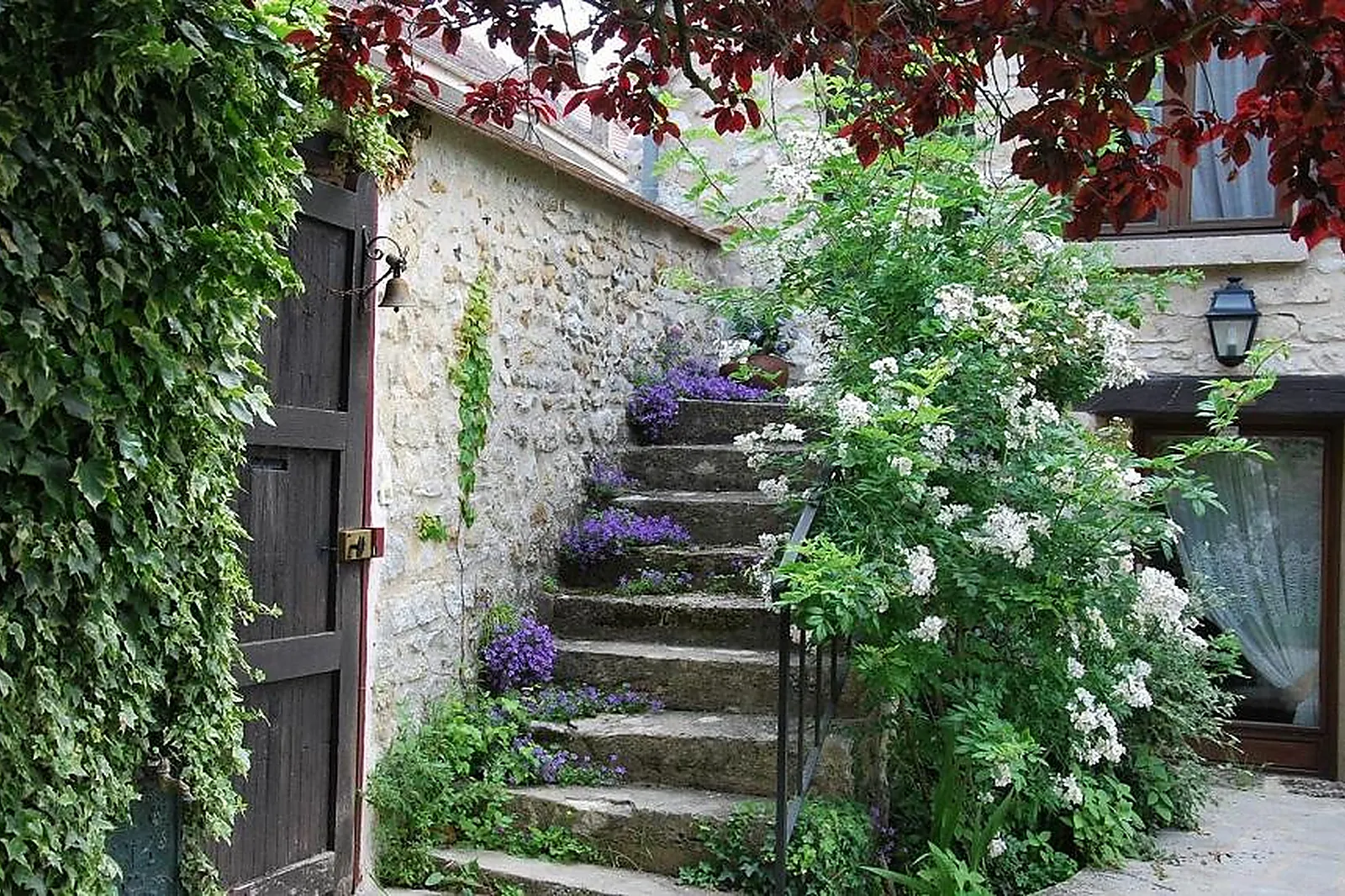 Lieux événementiels, LE PRIEURÉ MAÏALEN