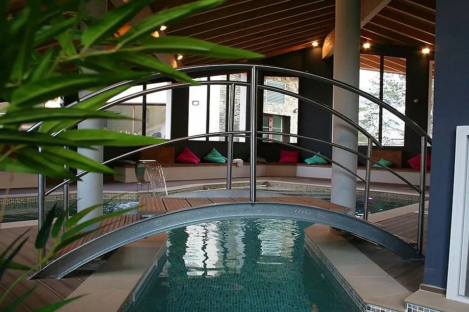 Lieux événementiels, LE PRÉ DU LAC D'ANNECY