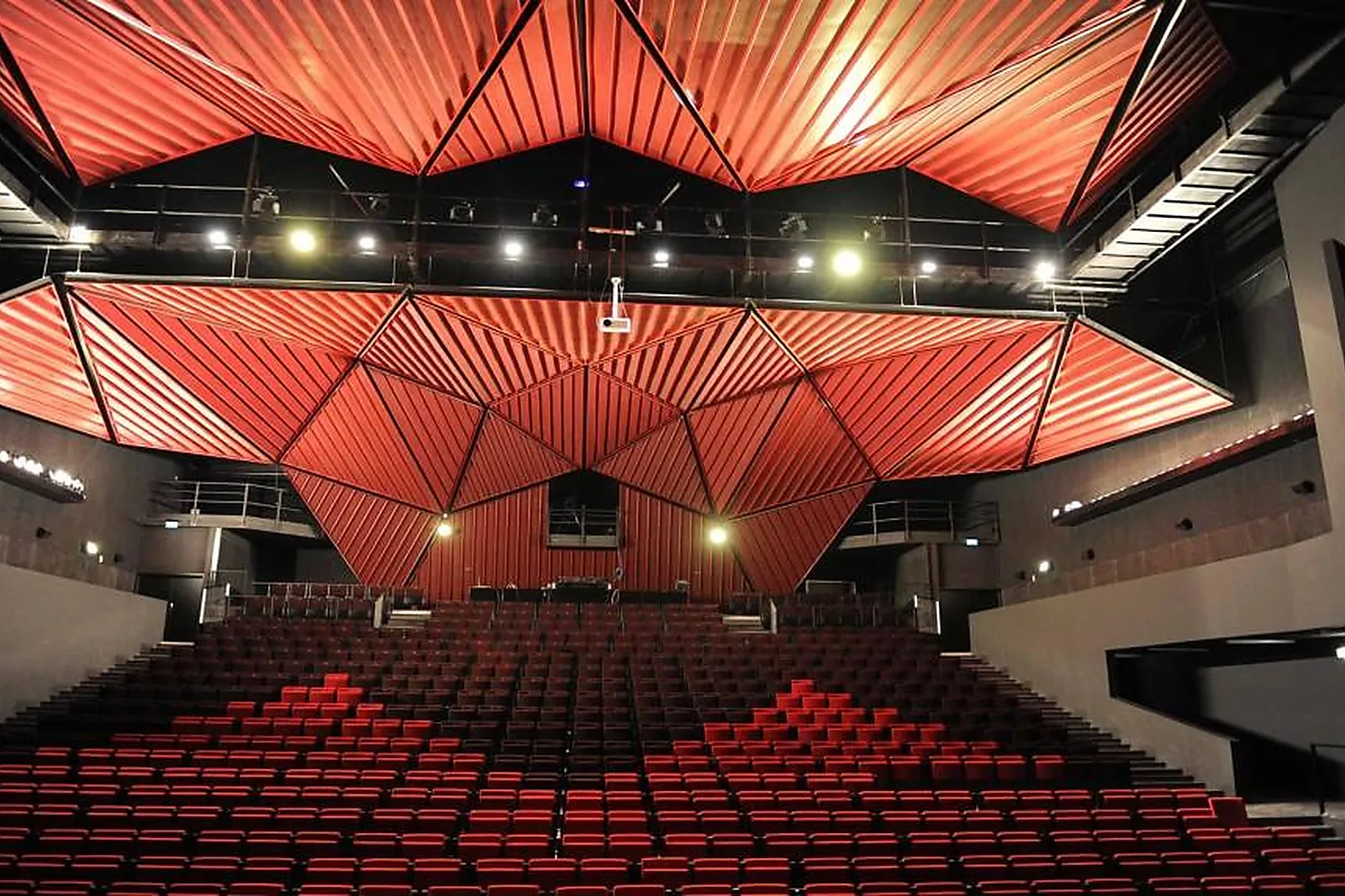 Lieux événementiels, LE ROCHER DE PALMER