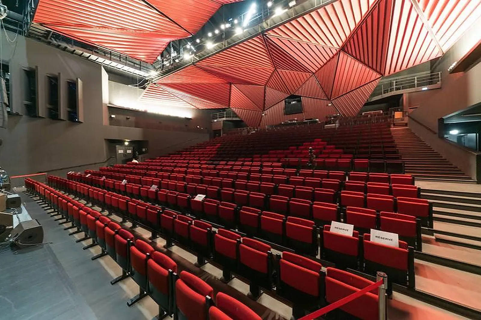 Lieux événementiels, LE ROCHER DE PALMER