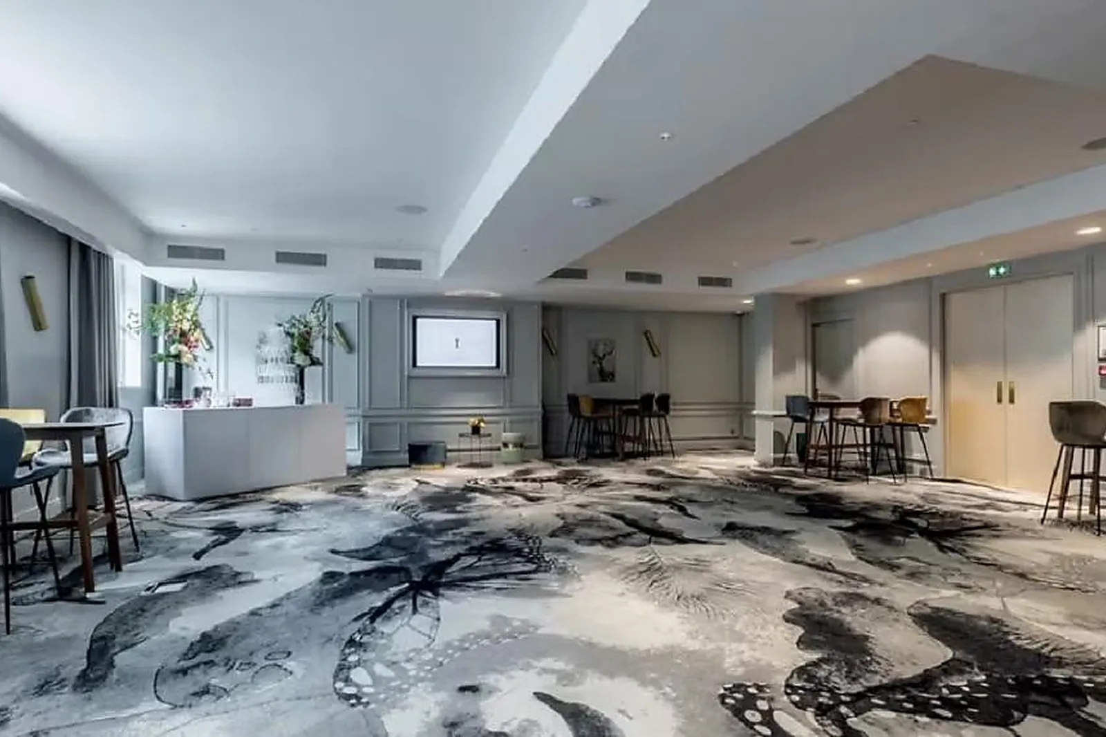 Lieux événementiels, LE ROYALE PARIS