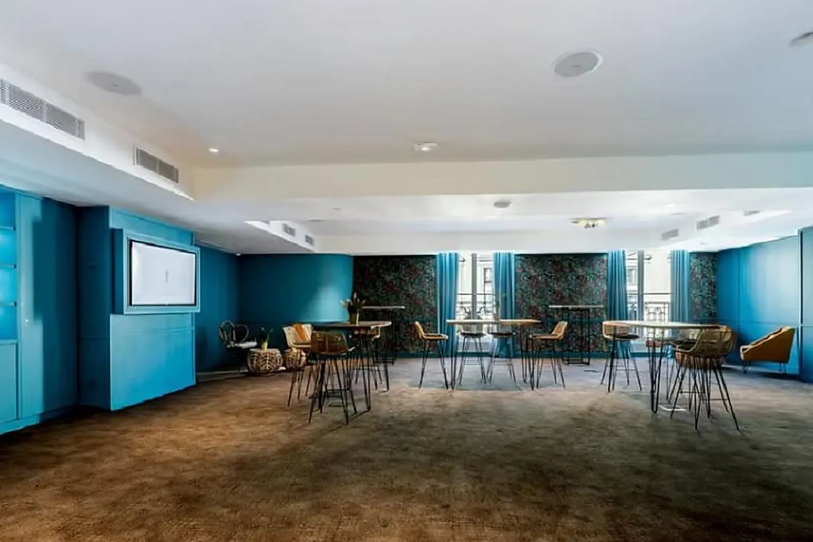 Lieux événementiels, LE ROYALE PARIS