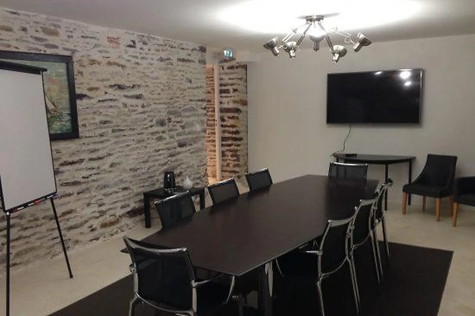 Centre d'affaires, LE SEIZE - CENTRE D'AFFAIRES